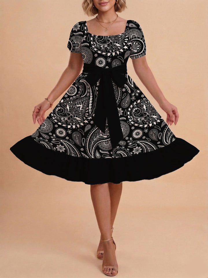 Damen Verspieltes Maxikleid mit Bärenmuster und taillierbarem Band Echo Archiv