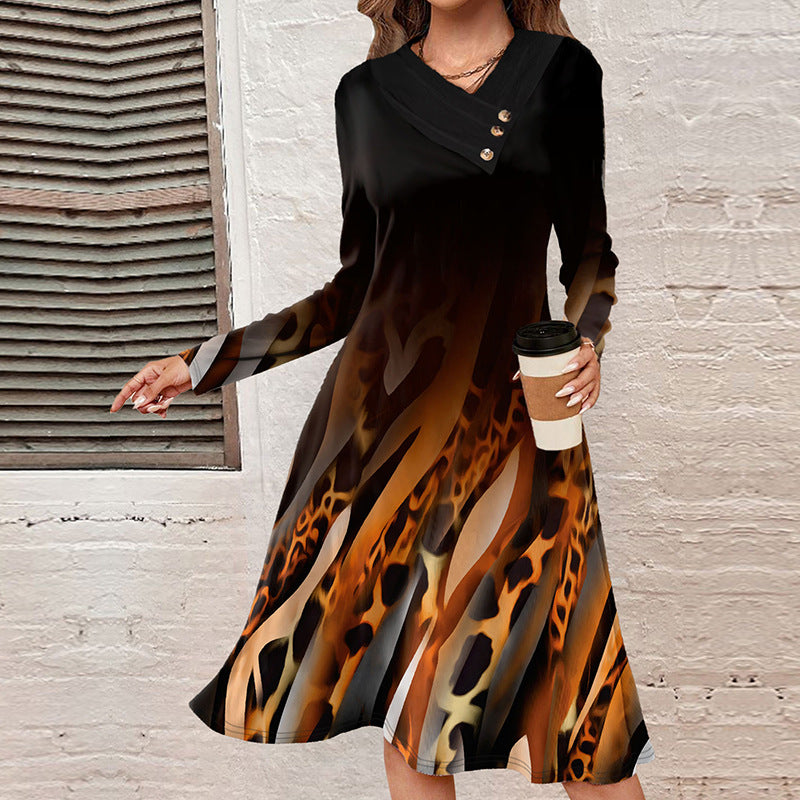 Damen A-Linien-Midikleid mit Animal-Print, asymmetrischem V-Ausschnitt und Zierknopfleiste – Avérine