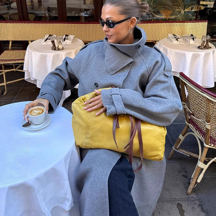 Damen Oversize Mantel aus Wollmix mit hohem Stehkragen und asymmetrischer Knopfleiste Echoarchiv