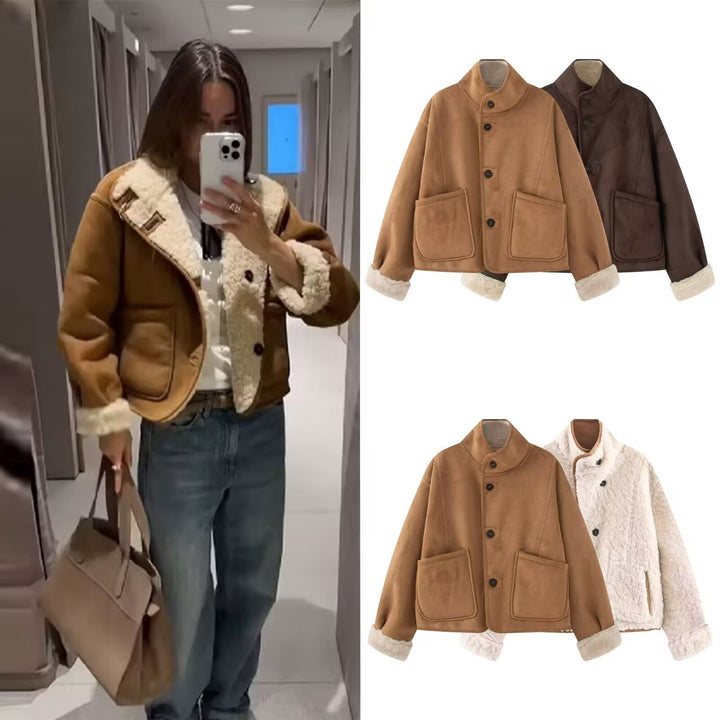 Damen Kurze Schaffelloptik-Jacke mit Stehkragen und großen aufgesetzten Taschen Echoarchiv
