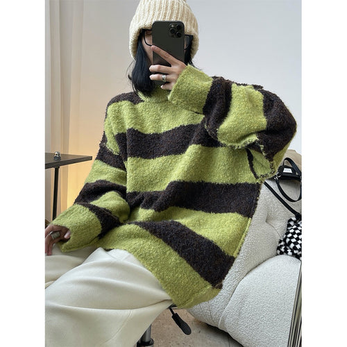 Damen Kuscheliges Oversize‑Strickkleid mit Bouclé‑Struktur und Rundhalsausschnitt Echoarchiv
