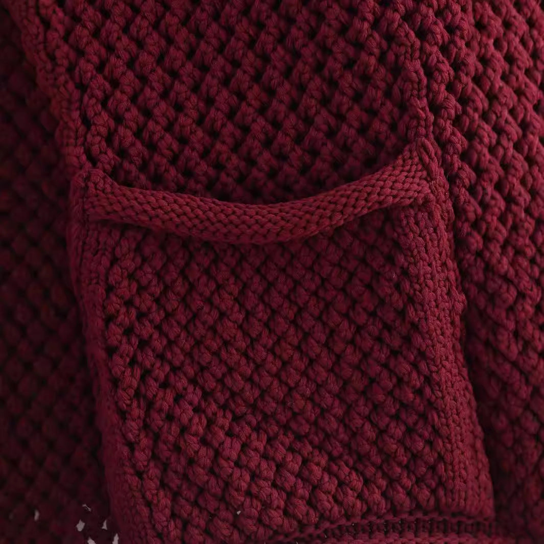 Damen Kurzgeschnittene strukturierte Strickjacke mit goldfarbenen Zierknöpfen und aufgesetzten Taschen Echo Archiv