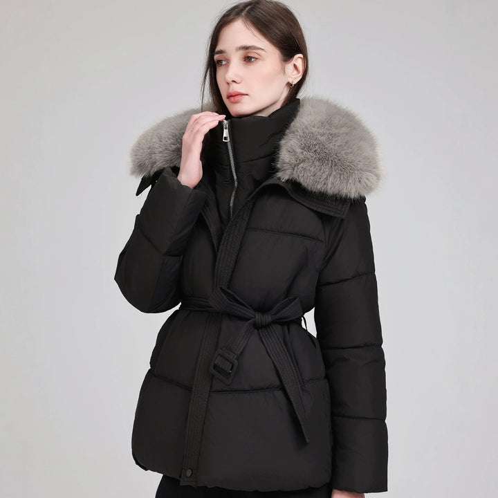 Damen Taillierter Pufferparka mit Wickelgürtel, hohem Stehkragen und voluminösem Fellkragen Echo Archiv