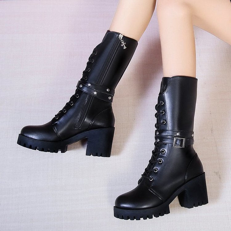 Damen nan mittelhohe Schnürstiefel mit Profilsohle, Blockabsatz und Ziergurt Echo Archiv