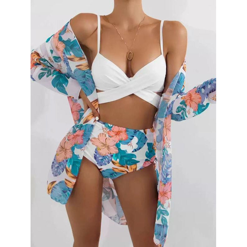 Damen Bikini-Set mit hochgeschnittenem Slip und floralem Kimono Echo Archiv