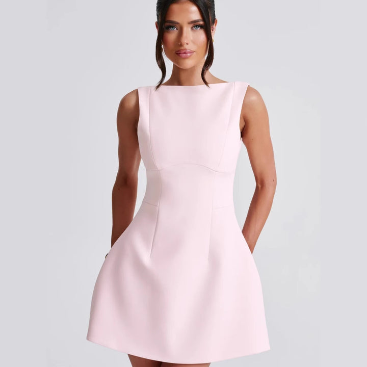 Damen Sommerkleid mit elegantem Schnitt Echo Archiv