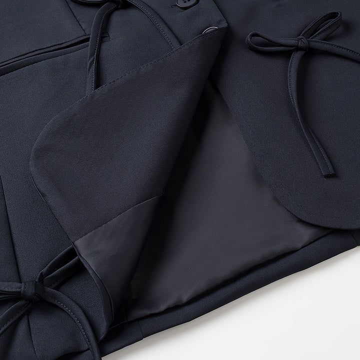 Damen Boxy‑Blazer mit dekorativen Schleifen, Reverskragen und legerer Silhouette Echoarchiv