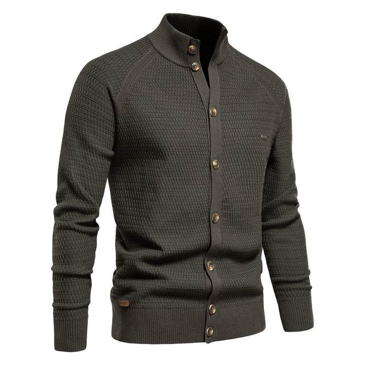Herren Strickjacke mit modernem Zipper und stilvollen Knopfdetails Echoarchiv