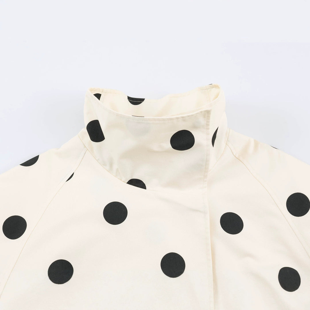 Damen Oversize-Punkte-Bomberjacke mit hohem Stehkragen und elastischem Saum Echo Archiv