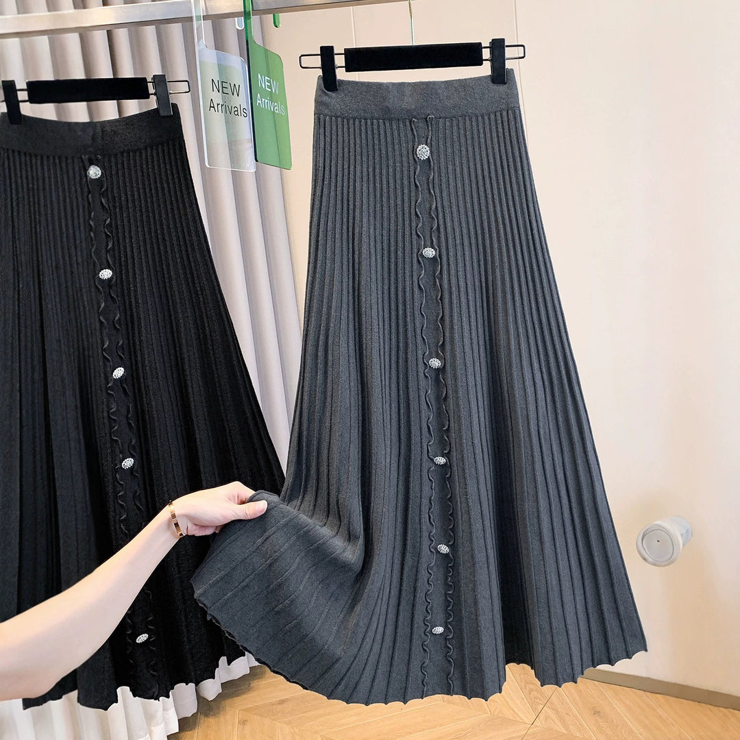 Damen Eleganter plissierter Maxirock mit Knopfdetails Echo Archiv