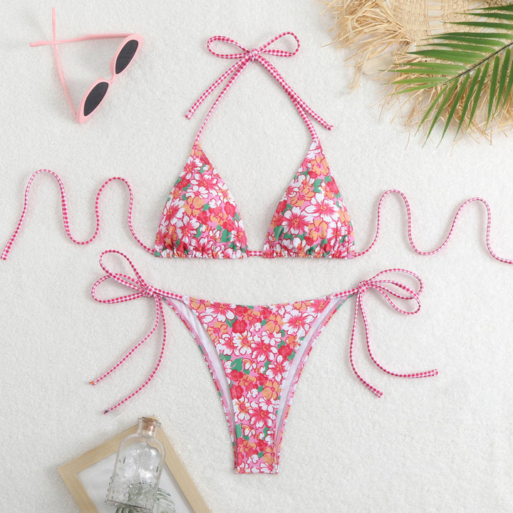 Damen Triangel-Bikini mit floralem Muster und verspieltem Bindeband Echo Archiv