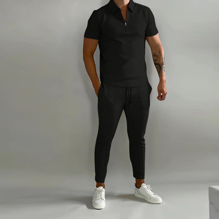 Herren modisches Freizeit-Set mit Polokragen und Reißverschluss Echoarchiv