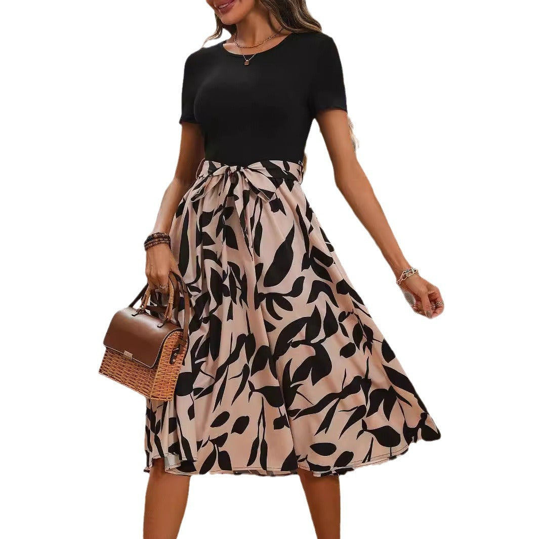 Damen nan tailliertes Midikleid mit kontrastoberteil, gebundenem Taillengürtel und fließendem A-Linienrock Echo Archiv