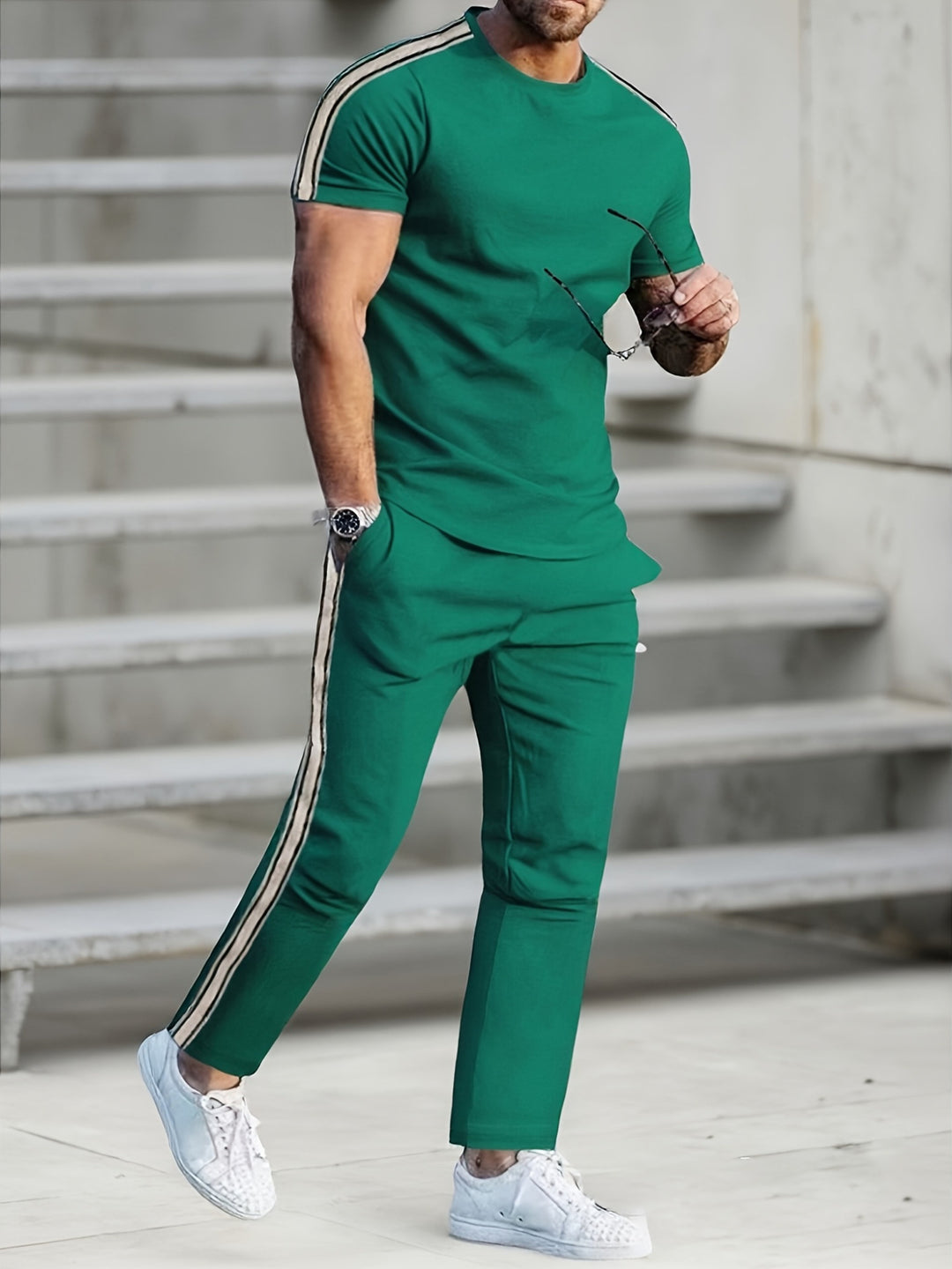 Herren Sportliches Trikot und Jogginghose-Set mit seitlichen Details Echoarchiv