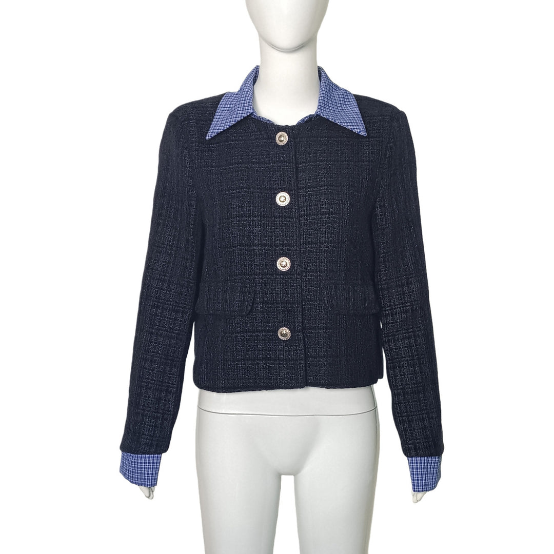 Damen Kurzjacke aus Bouclé mit integrierter Hemdkragen-Optik Echoarchiv