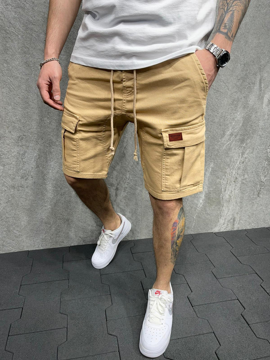 Herren Cargo-Shorts mit praktischen Seitentaschen und verstellbarem Gummizug Echoarchiv