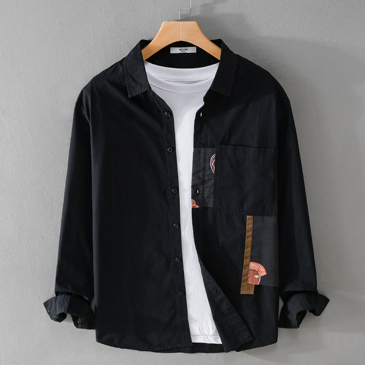 Herren Leichtes Baumwoll-Overshirt mit Brusttasche und abstraktem Grafikpatch Echoarchiv