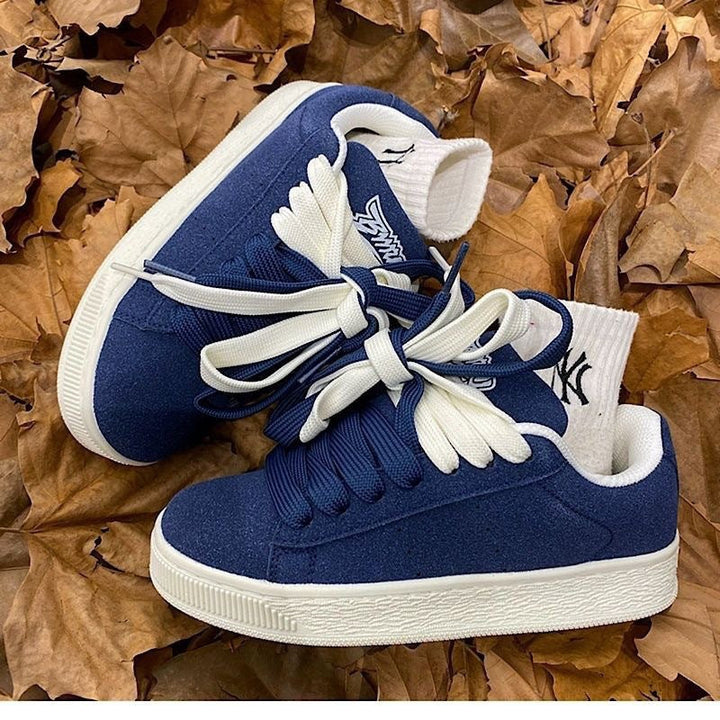 Damen Sneakers im Retro-Stil mit gepolsterter Zunge und atmungsaktivem Obermaterial Echo Archiv