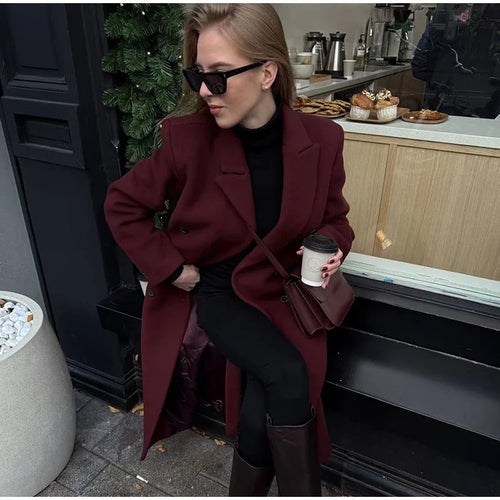 Damen taillierter Longcoat im Zweireiher mit Schalkragen und Pattentaschen – Montévia