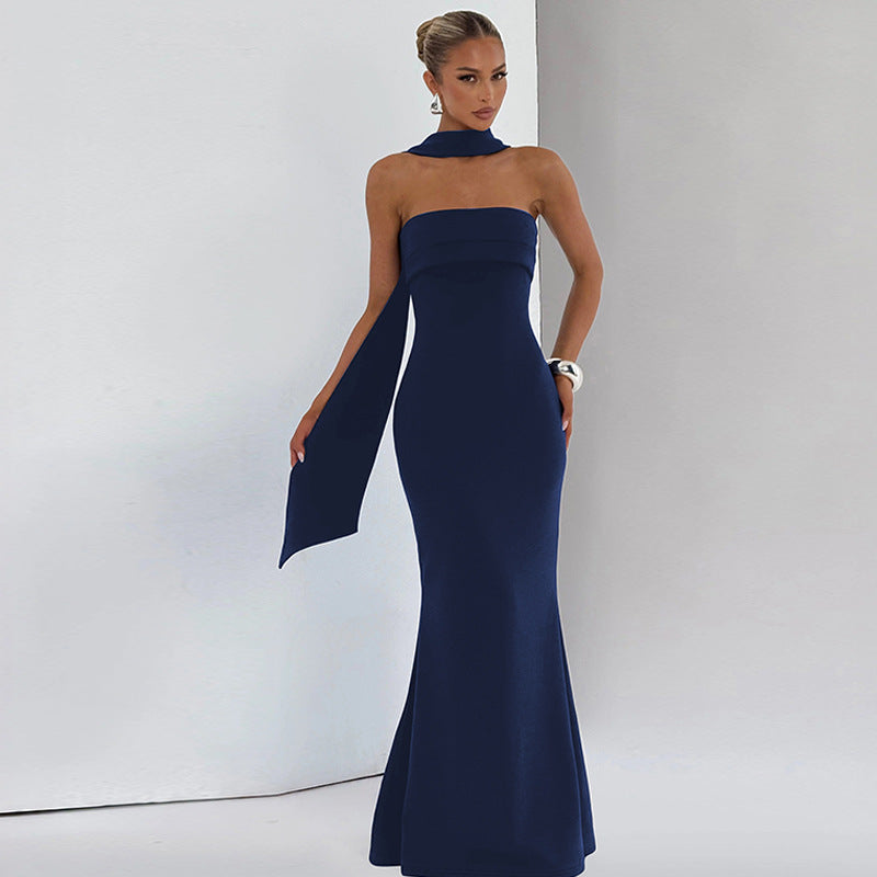 Damen Elegantes Langarm-Maxikleid mit transparenten Details Echo Archiv