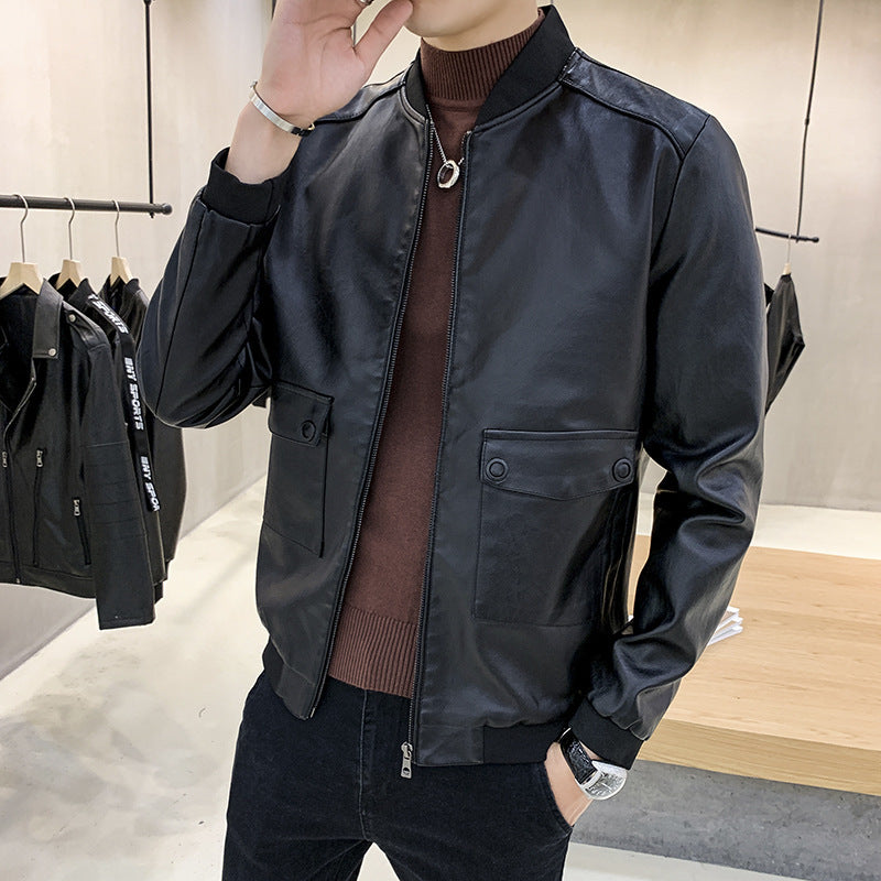 Herren Kunstleder-Bomberjacke im Aviator-Minimalstil mit Pattentaschen und Rippbündchen Echoarchiv