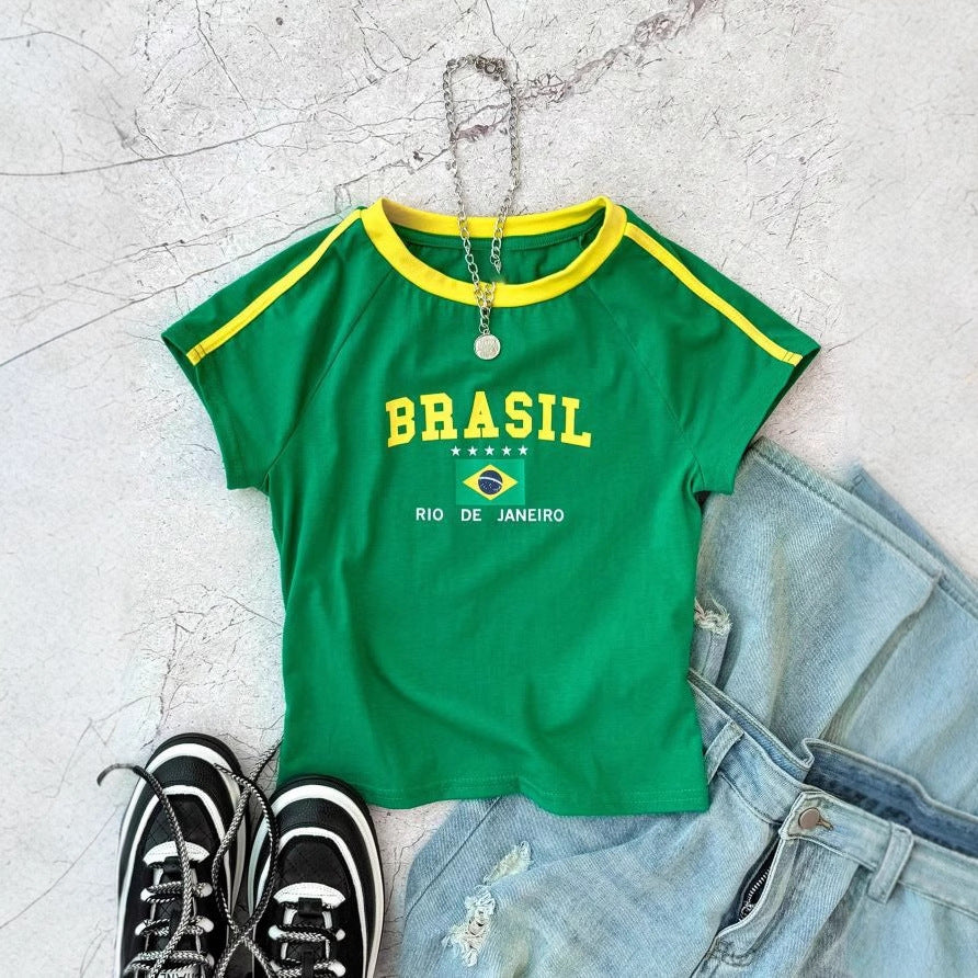 Damen T-Shirt mit kreativem Brasilien-Design und körperbetontem Schnitt Echo Archiv