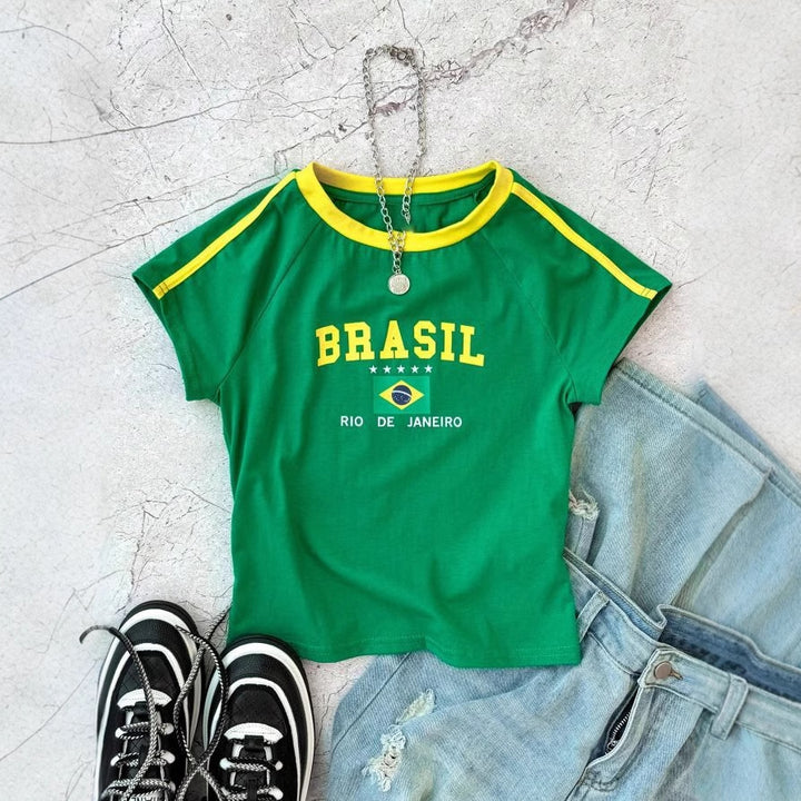 Damen T-Shirt mit kreativem Brasilien-Design und körperbetontem Schnitt Echo Archiv