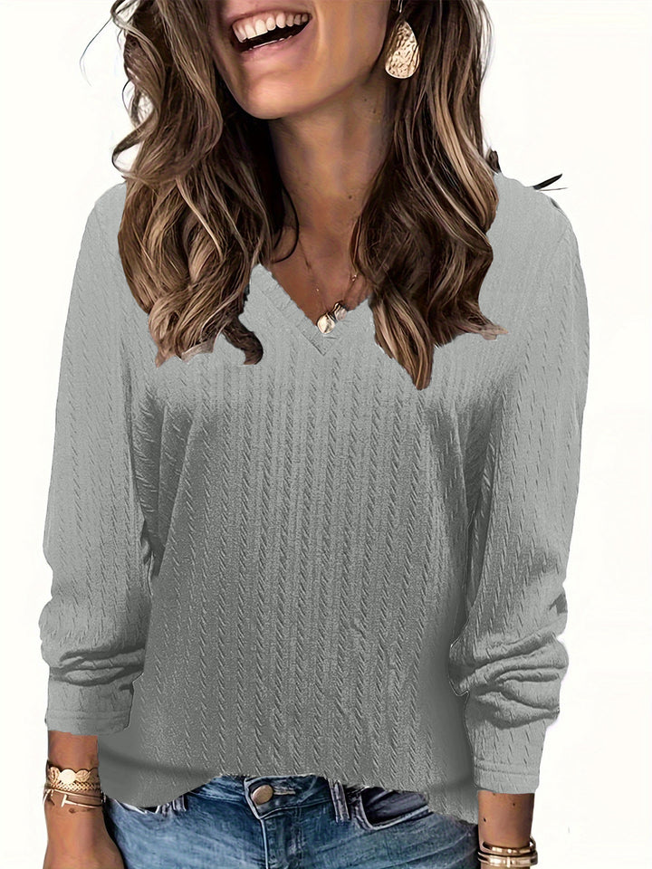 Damen Feinstrick-Langarmshirt mit V‑Ausschnitt und Zopfmuster Echoarchiv