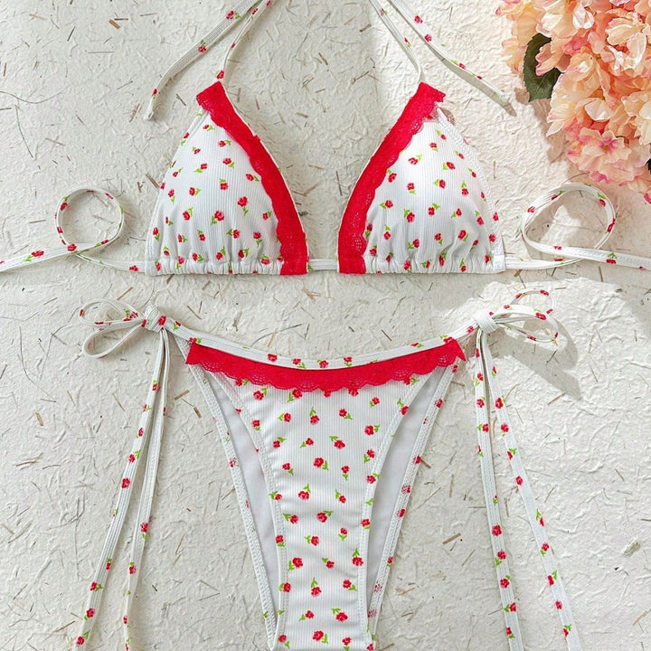 Damen Triangel-Bikini mit verspieltem Erdbeer-Muster Echo Archiv