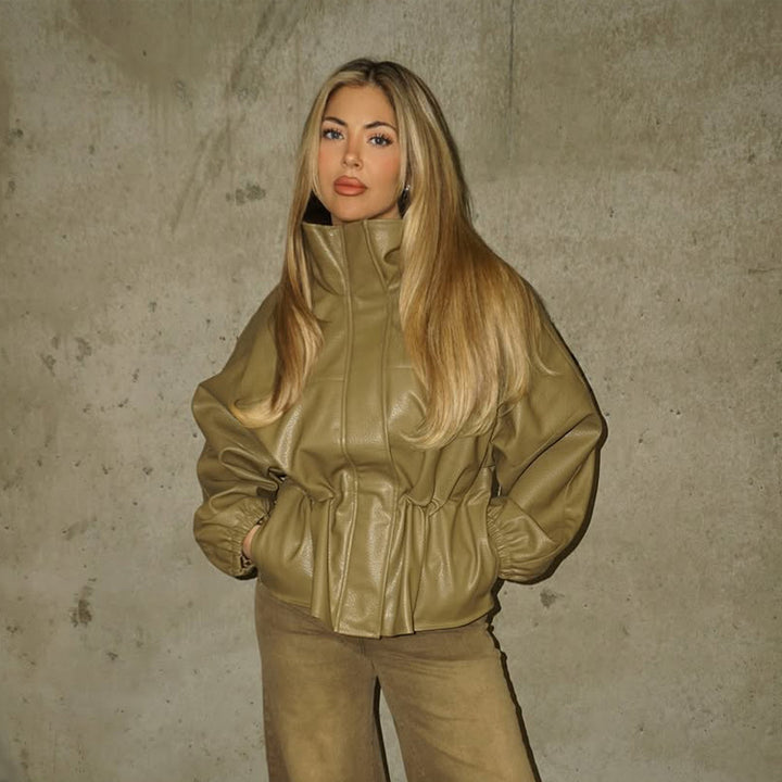 Damen Boxy Kunstlederjacke mit hohem Stehkragen, Tunnelzug-Taillierung und Ballonärmeln Echoarchiv