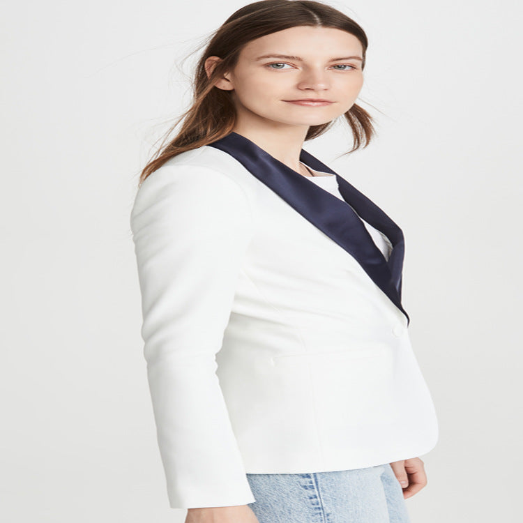 Damen Taillierter Smoking‑Blazer mit satiniertem Schalkragen und Ein‑Knopf‑Front Echoarchiv