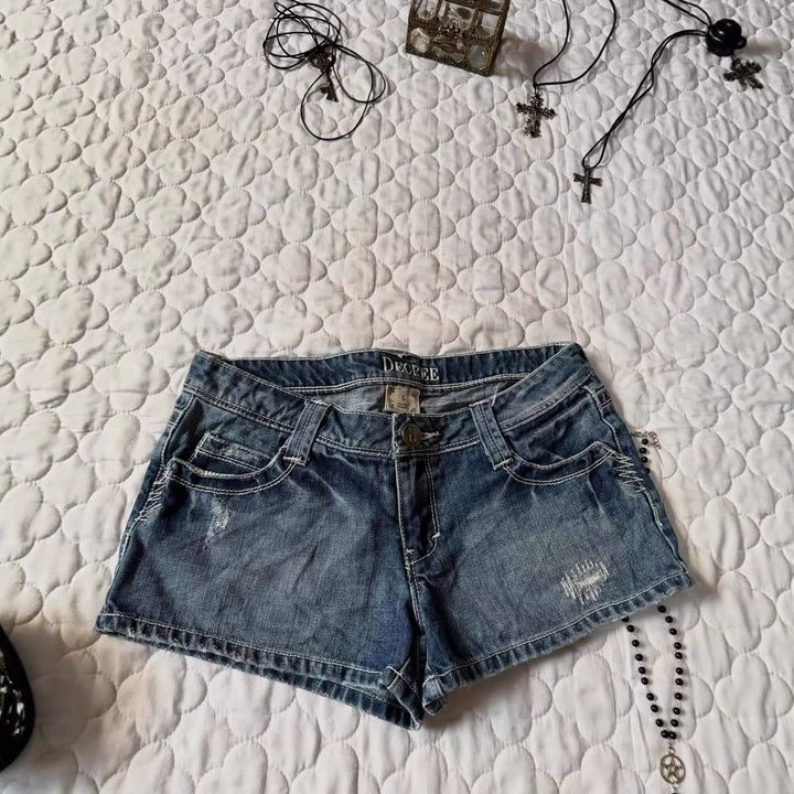 Damen Denim-Shorts mit distressed Details Echo Archiv