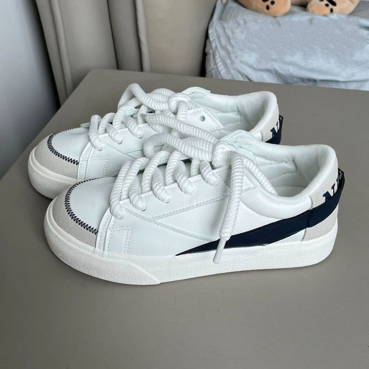 Damen Sportliche Sneaker mit robustem Obermaterial und klassischem Design Echo Archiv