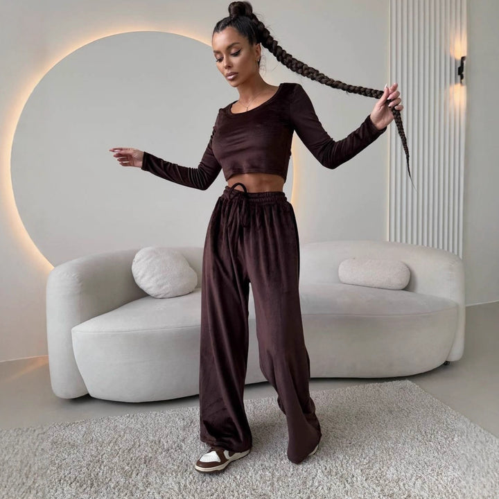 Damen Samt-Loungewear-Set mit Cropped-Langarmshirt und hoher Taillen-Palazzohose – Élanora