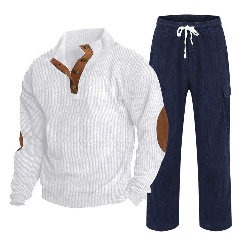 Herren nan strukturiertes Feinstrick-Halbknopf-Pullover und Feincord-Cargo-Zweiteiler Echo Archiv