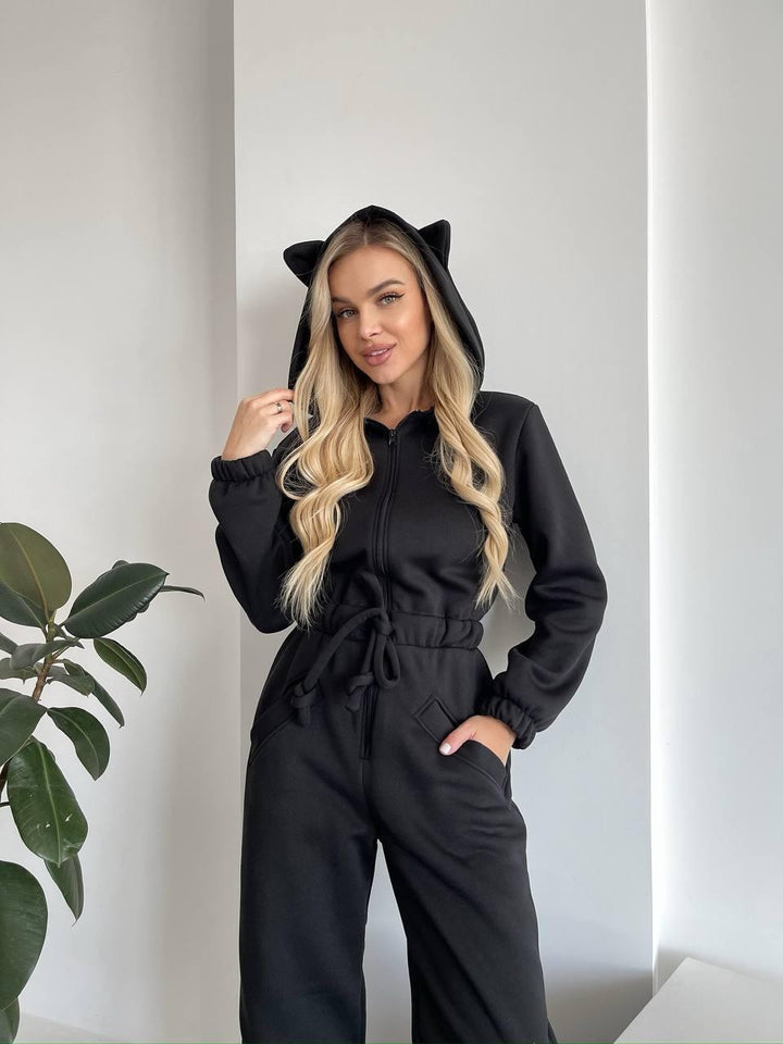 Damen Kuscheliger Kapuzen-Overall mit Katzenohren und Taillenzug – Élanora