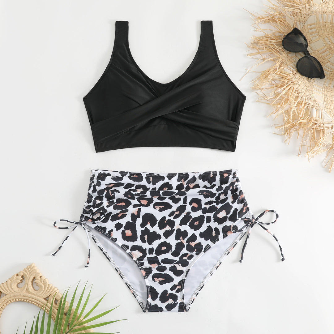 Damen Bikini-Set mit schickem Wickeloberteil und hoch taillierten Höschen Echo Archiv