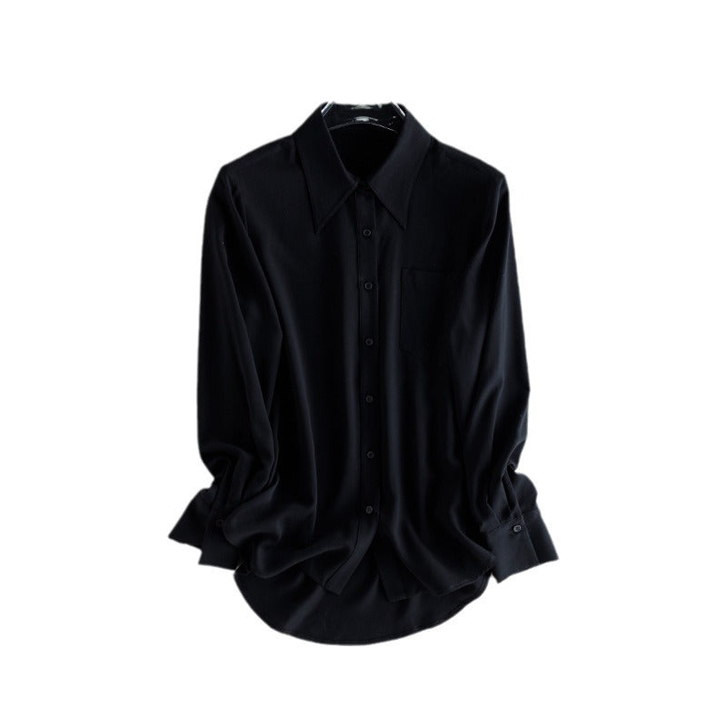 Damen seidenähnliche Oversize-Bluse mit spitzem Hemdkragen und Brusttasche Echo Archiv