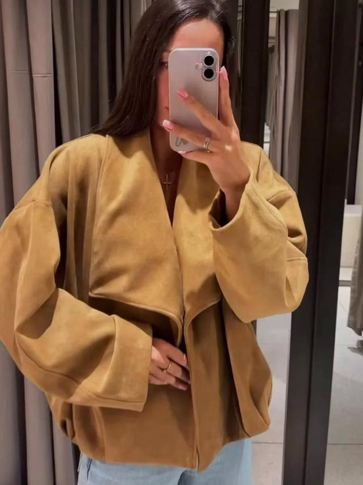 Damen Oversized Velours‑Wasserfalljacke mit kastiger Cropped‑Silhouette und verdeckter Verschlussleiste Echoarchiv
