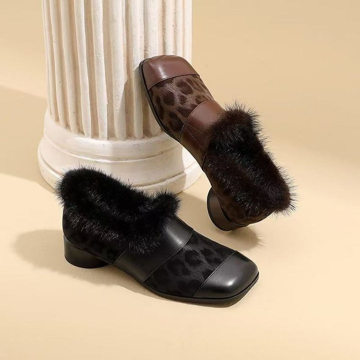 Damen Stilvolle Slipper mit Fellbesatz – Lioré