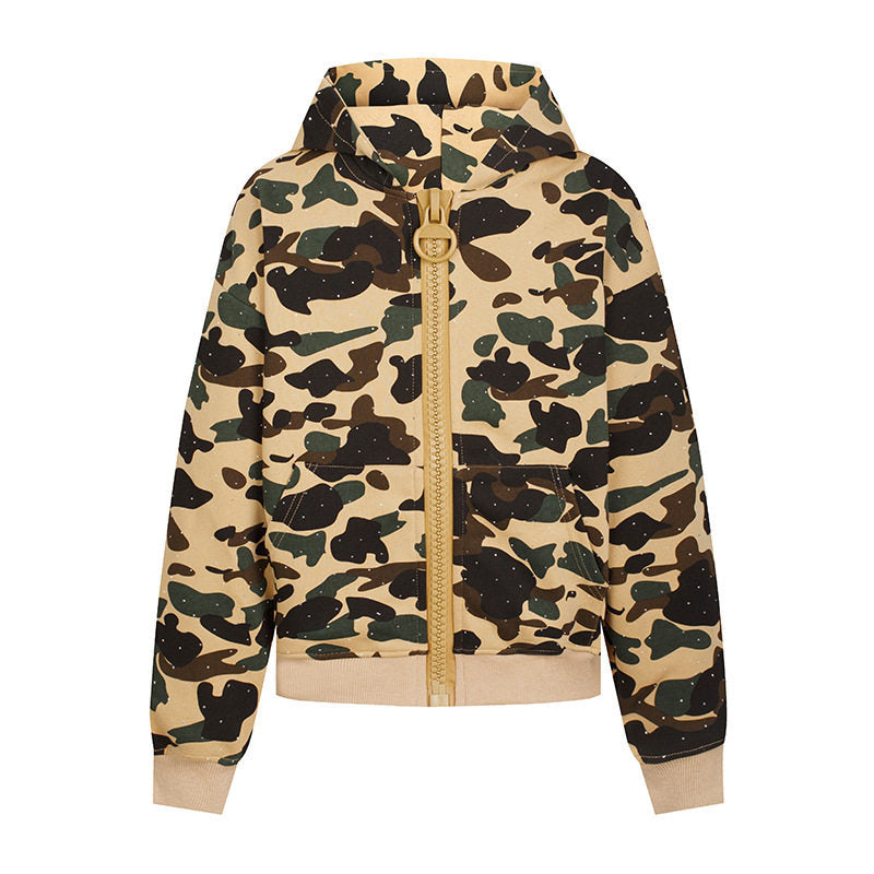 Damen Kapuzenjacke im Camouflage‑Print mit durchgehendem Reißverschluss, Kängurutasche und Rippbündchen Echoarchiv