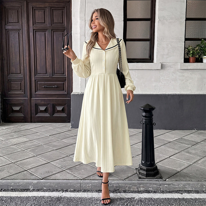 Damen Midikleid mit Matrosenkragen, geraffter Taille und Knopfleiste – Élara