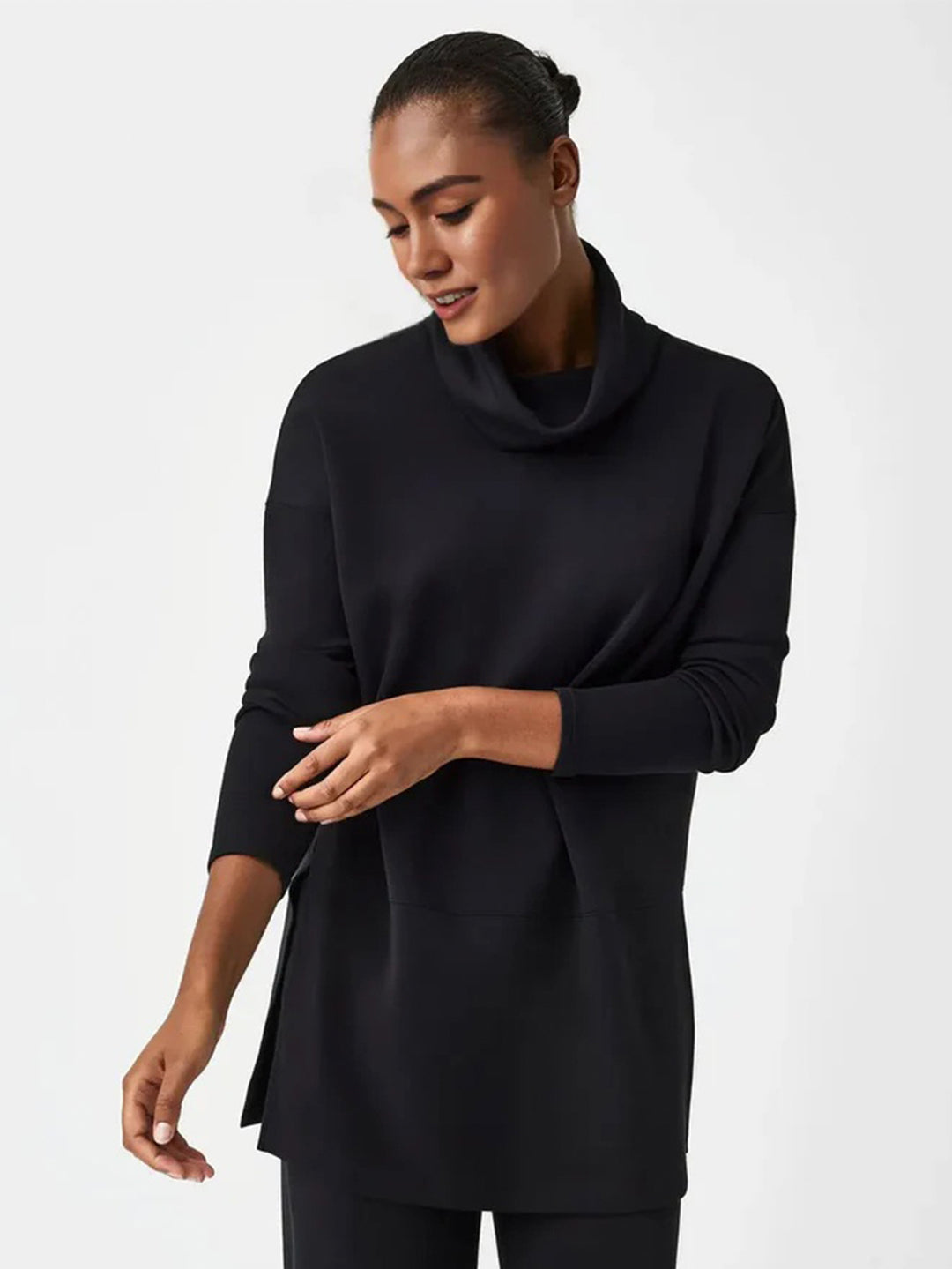 Damen Cozy Funnel Neck Tunika Pullover mit Übergrößen-Schnitt und seitlichen Schlitzen Echoarchiv