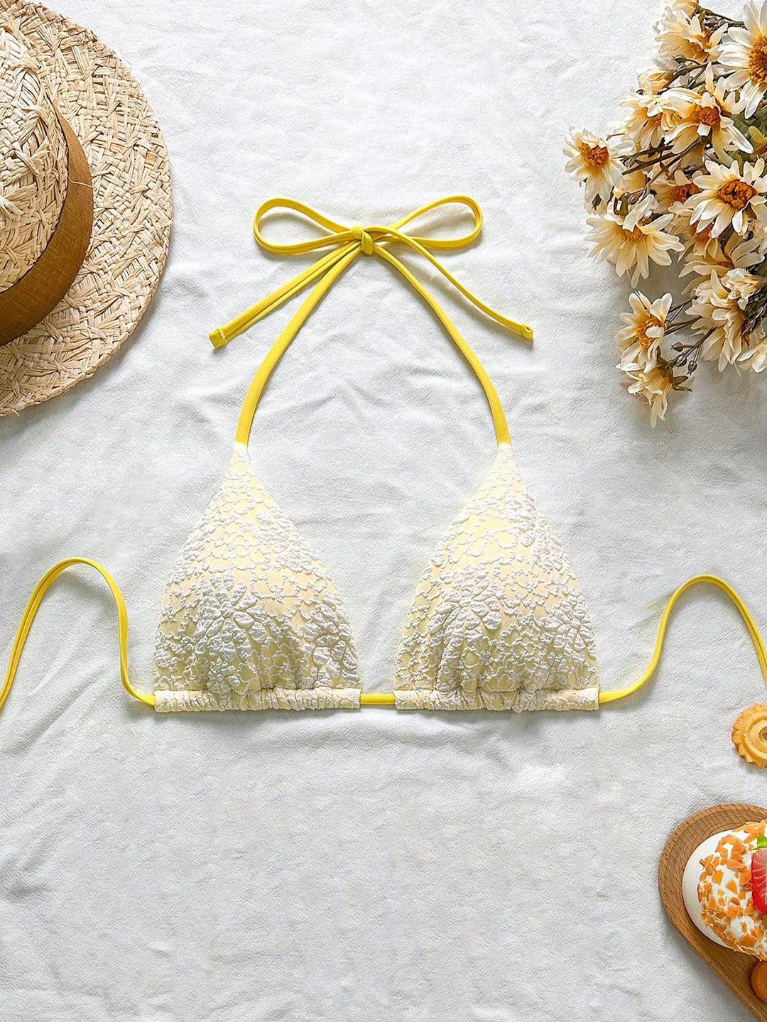 Damen Bikiniunterteil mit floralen Spitzenapplikationen Echo Archiv