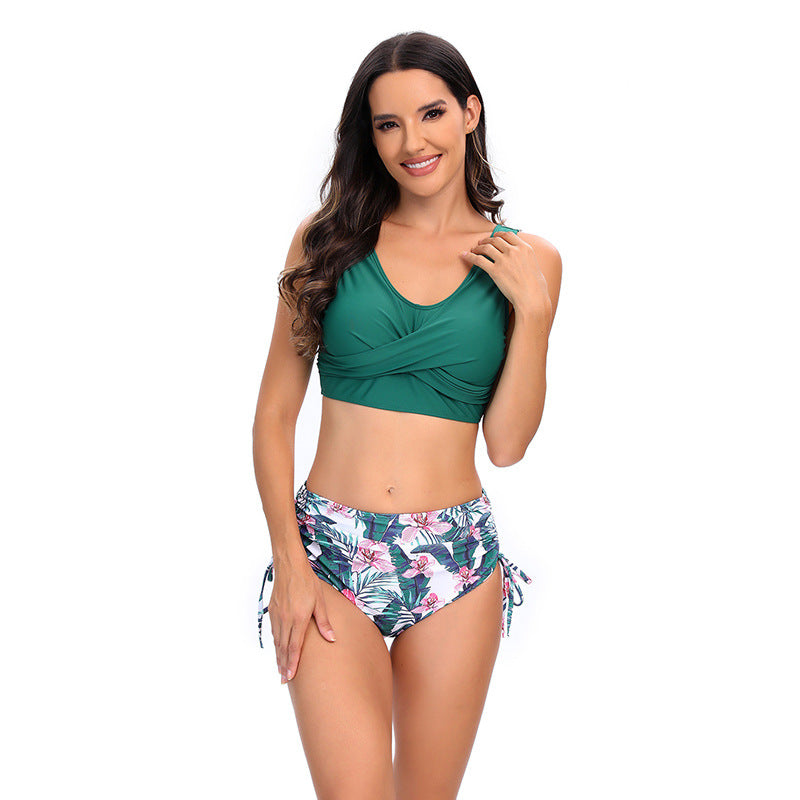Damen Bikini-Set mit schickem Wickeloberteil und hoch taillierten Höschen Echo Archiv