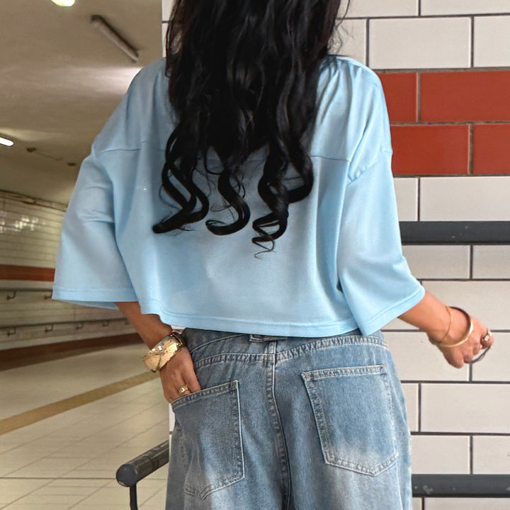 Damen Crop-Top im Sportlichen Design mit V-Ausschnitt und Netzdetails Echo Archiv