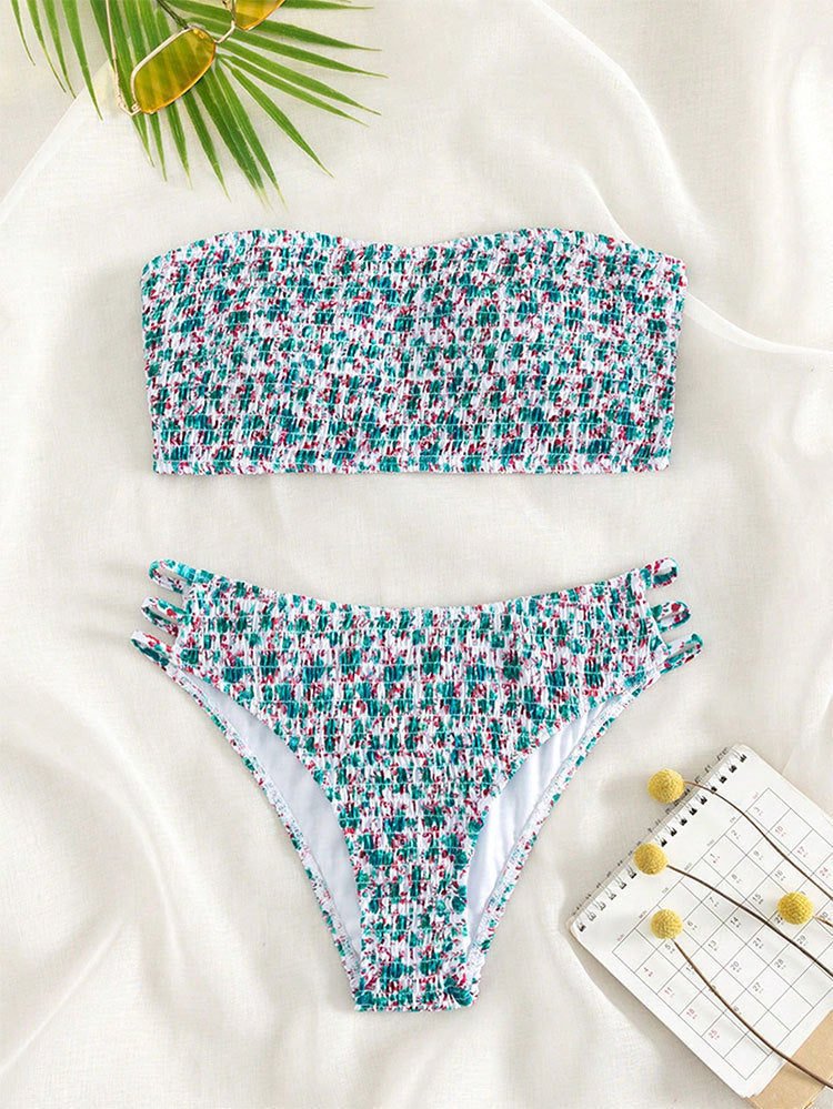 Damen Bandeau-Bikini mit raffinierten Rüschendetails Echo Archiv