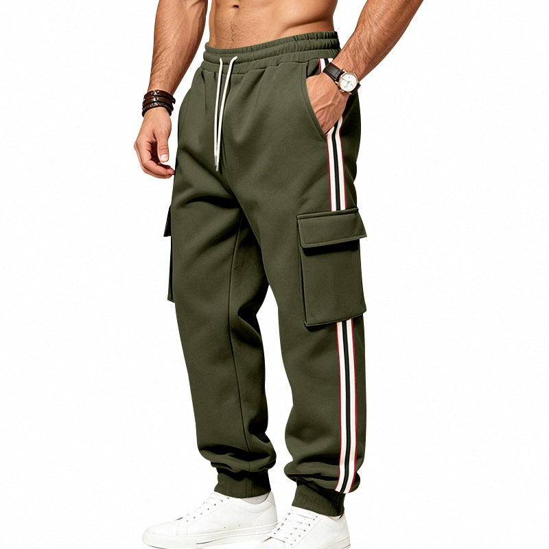 Herren Cargo-Jogginghose mit Cargo-Taschen und seitlichen Kontraststreifen Echoarchiv