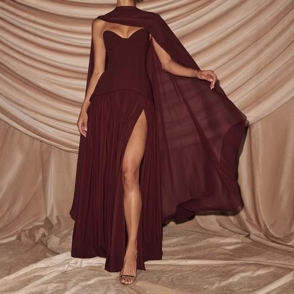Damen Elegantes Maxikleid mit Abnehmbarem Cape Echo Archiv