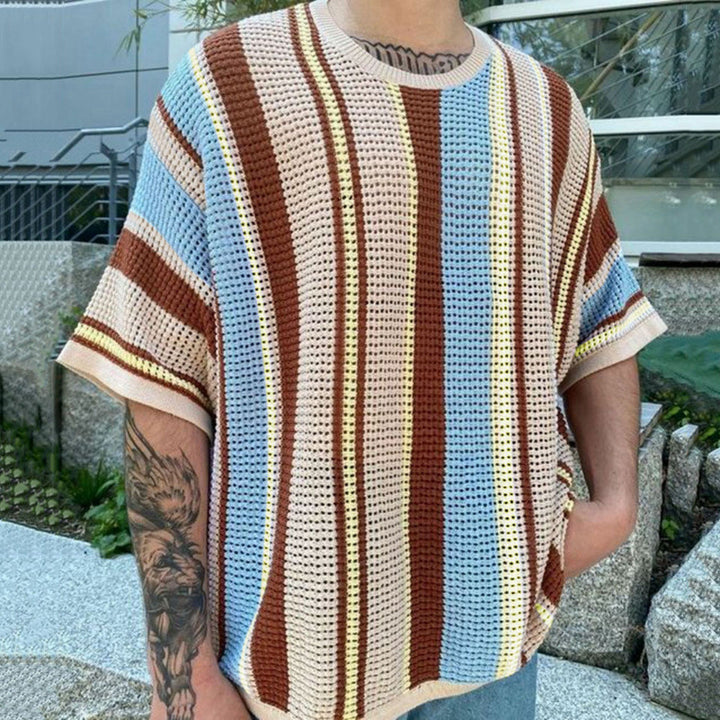 Herren luftiges Strick-T-Shirt im modischen Design mit gemustertem Stoff Echoarchiv